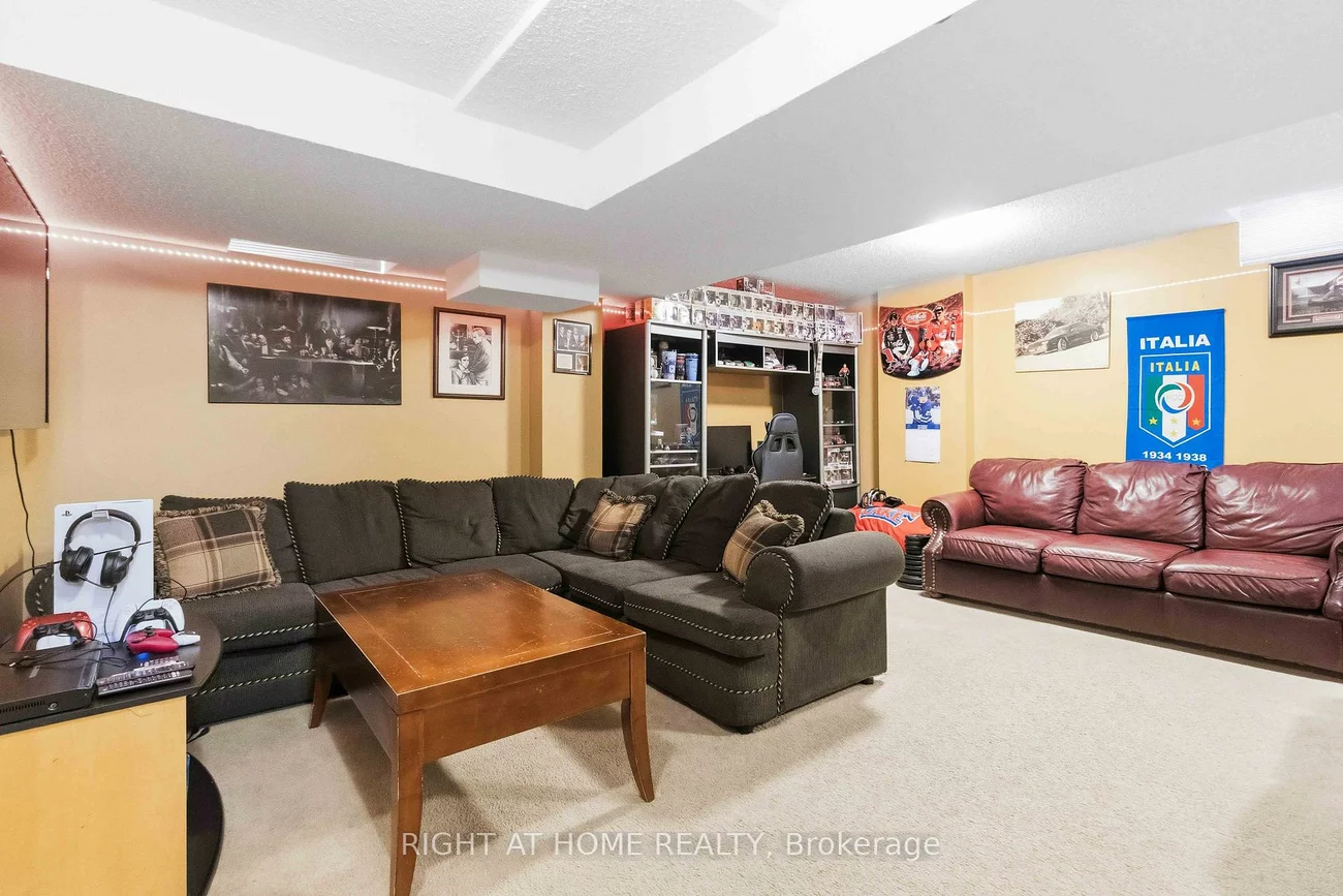 26, Courtsfield, Fletcher's Meadow, Brampton