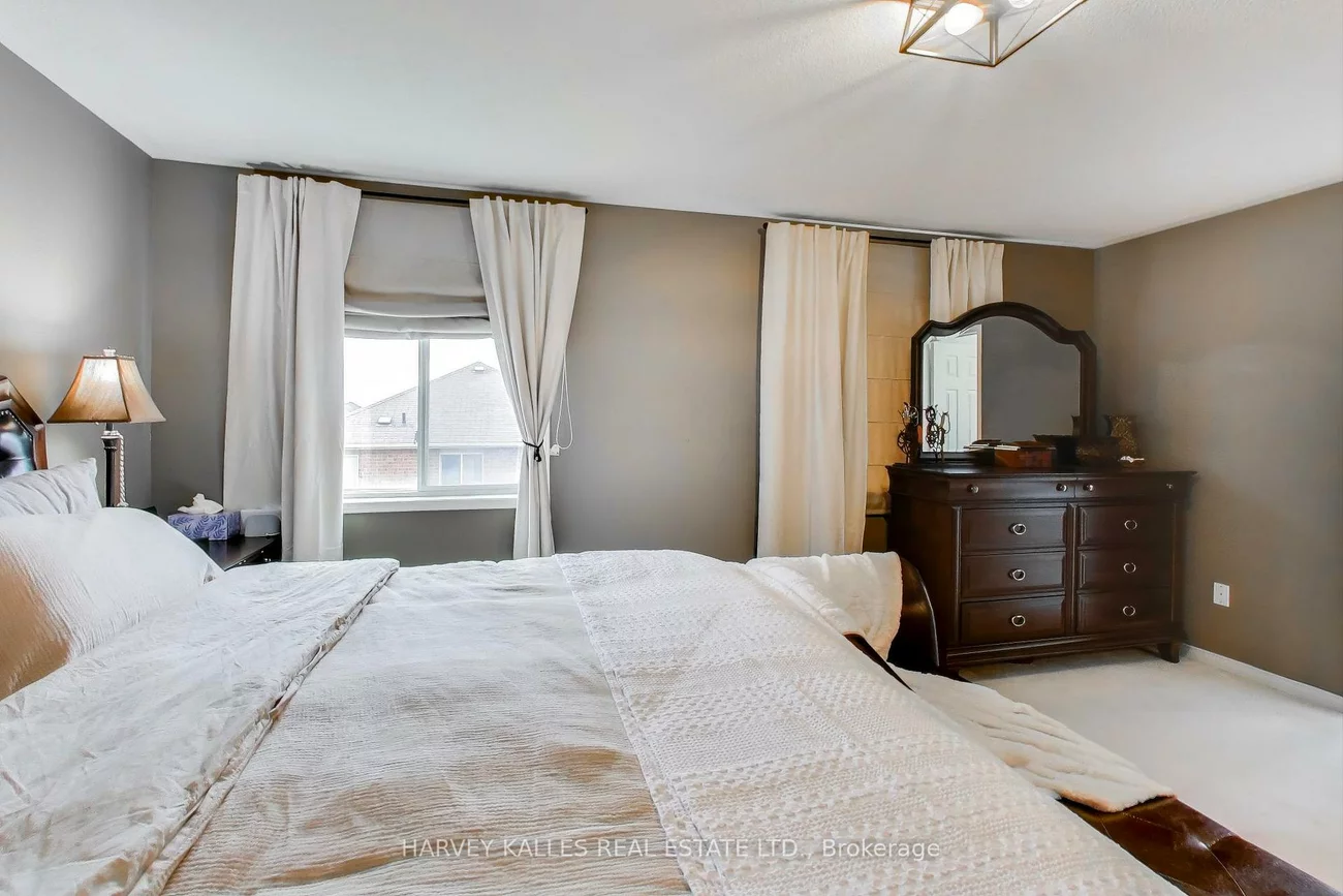 136, Degrassi Cove, Credit Valley, Brampton