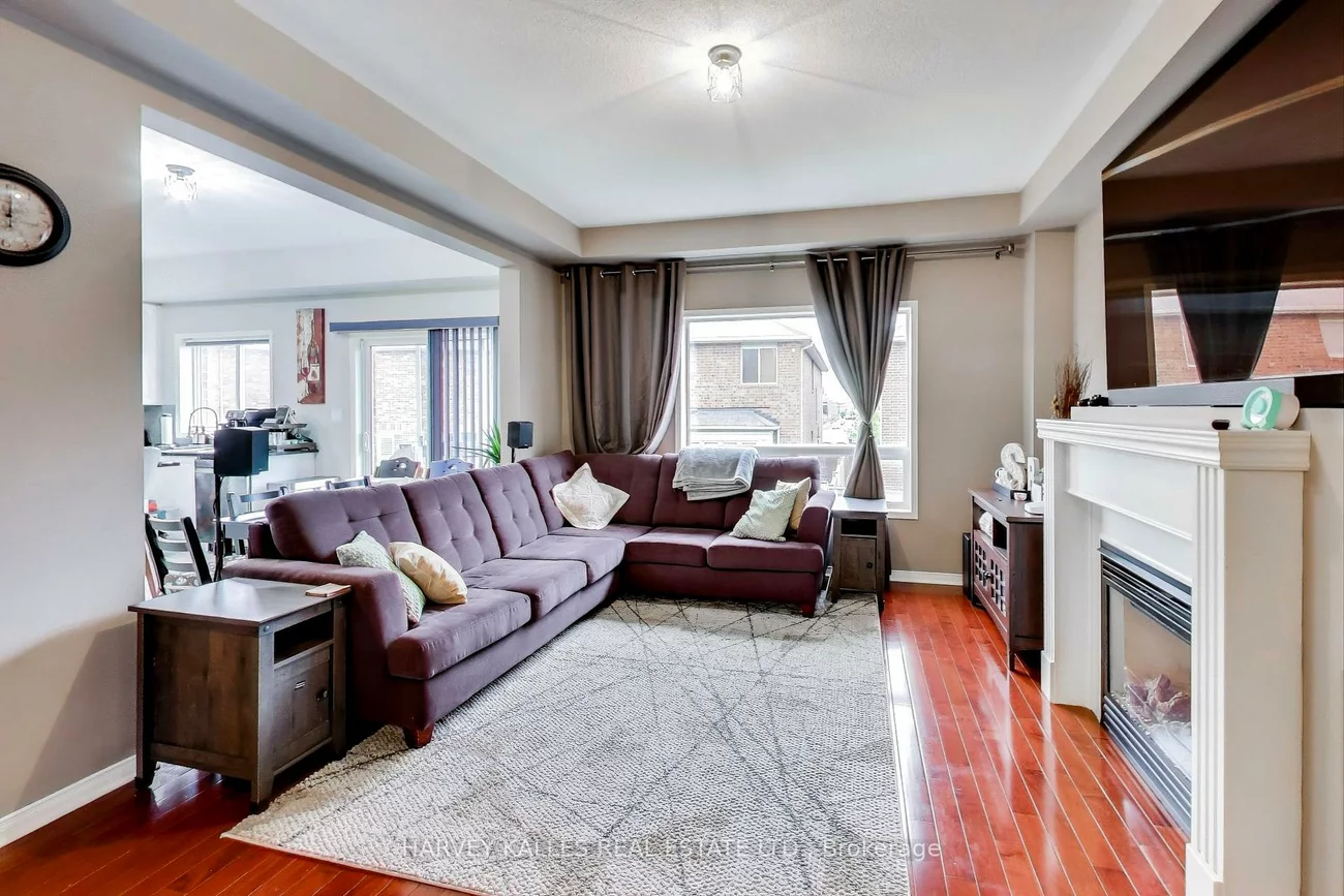 136, Degrassi Cove, Credit Valley, Brampton