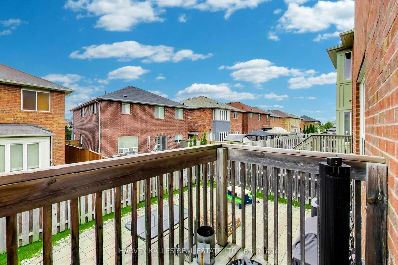 136, Degrassi Cove, Credit Valley, Brampton