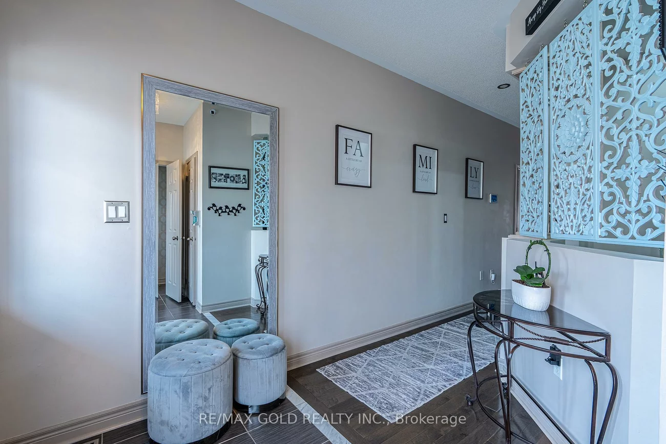 83, Cookview, Sandringham-Wellington, Brampton