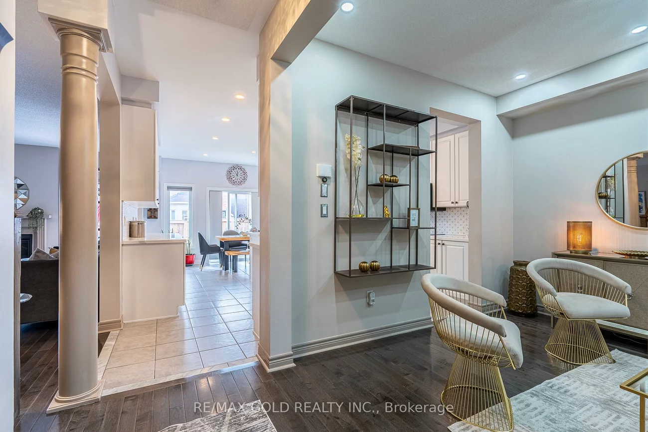 83, Cookview, Sandringham-Wellington, Brampton