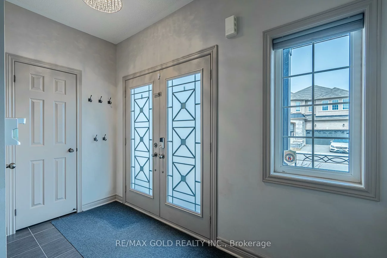 83, Cookview, Sandringham-Wellington, Brampton