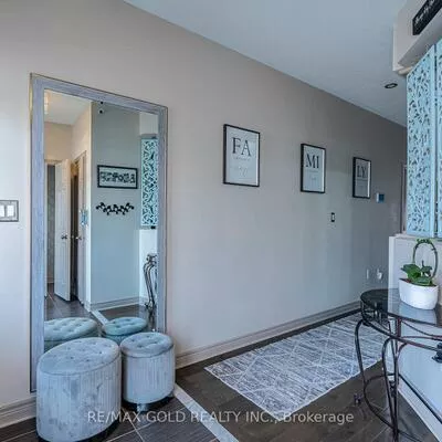 83, Cookview, Sandringham-Wellington, Brampton