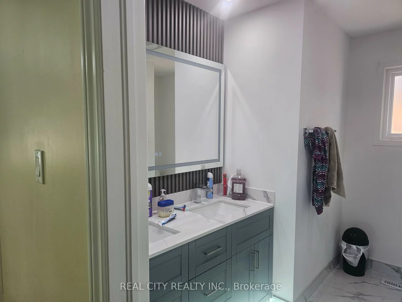 37, Bobcat, Sandringham-Wellington, Brampton