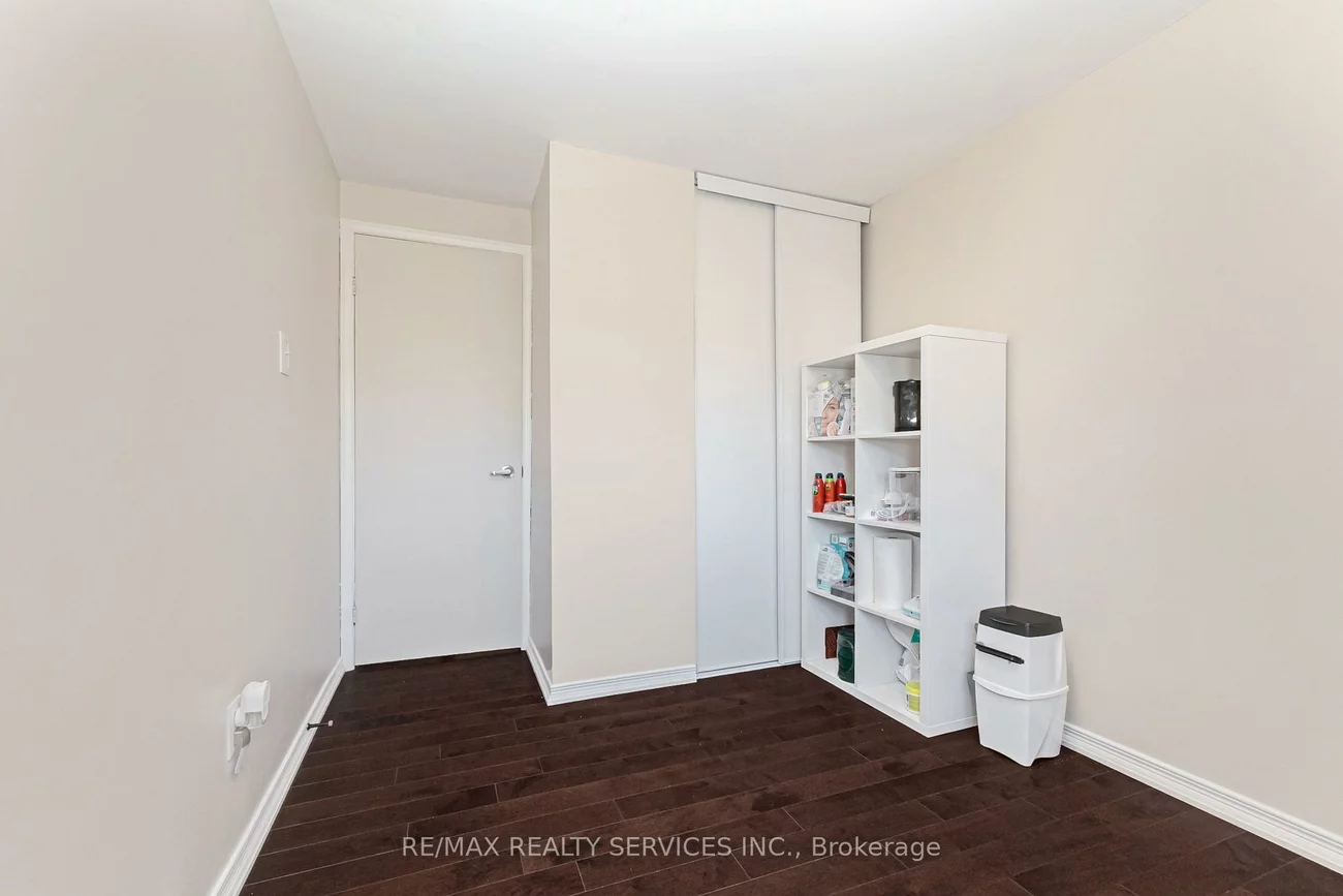 4, Scribner, Heart Lake East, Brampton