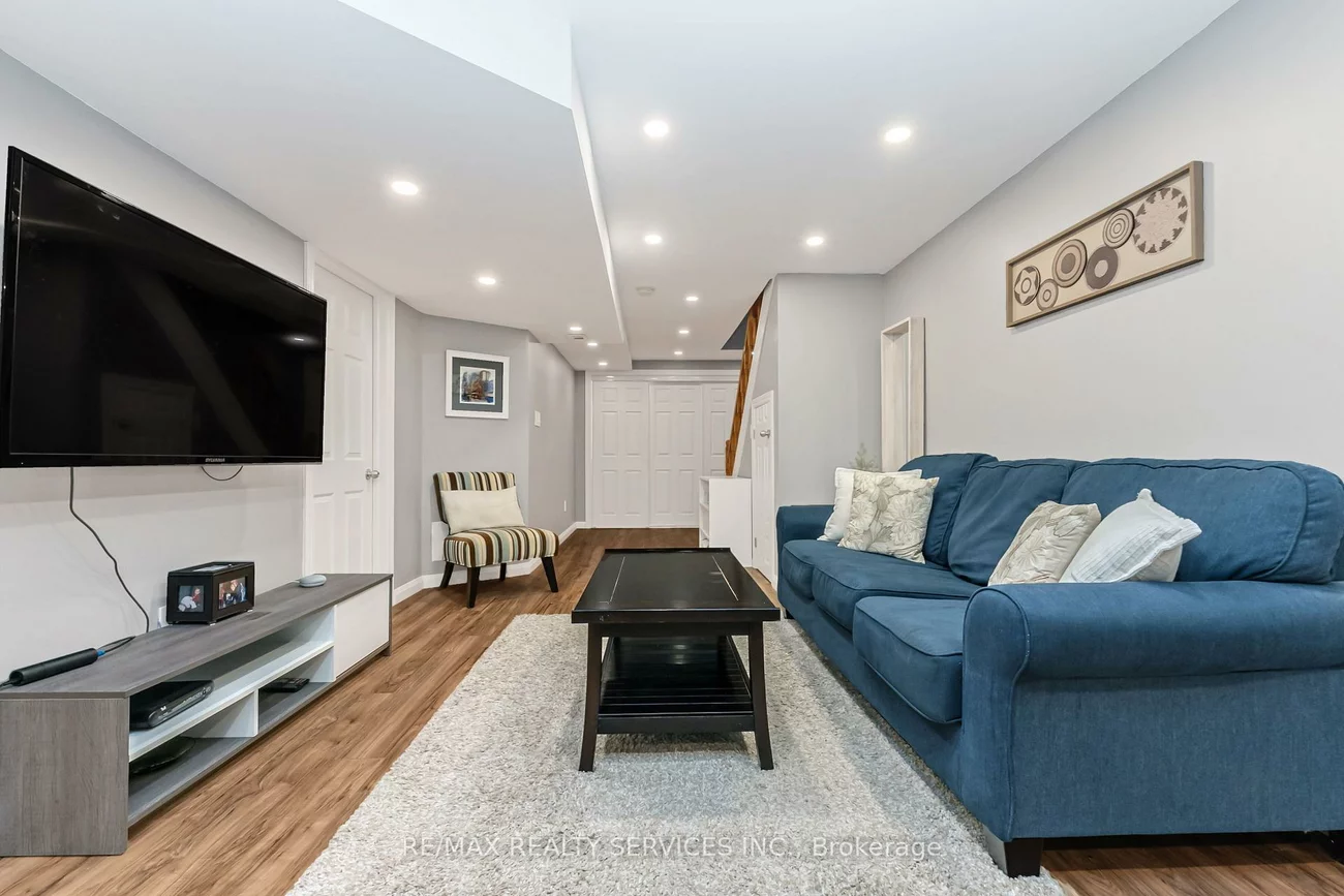 4, Scribner, Heart Lake East, Brampton