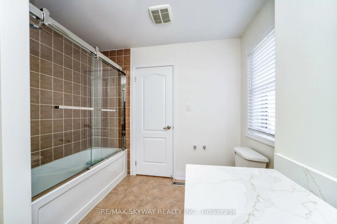 90, Aylesbury, Northwest Brampton, Brampton