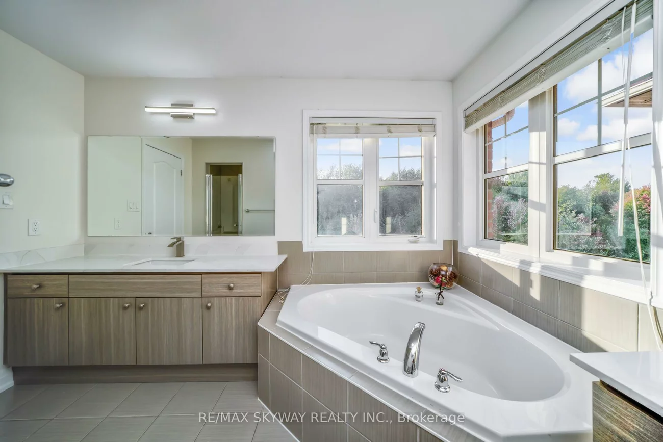 90, Aylesbury, Northwest Brampton, Brampton