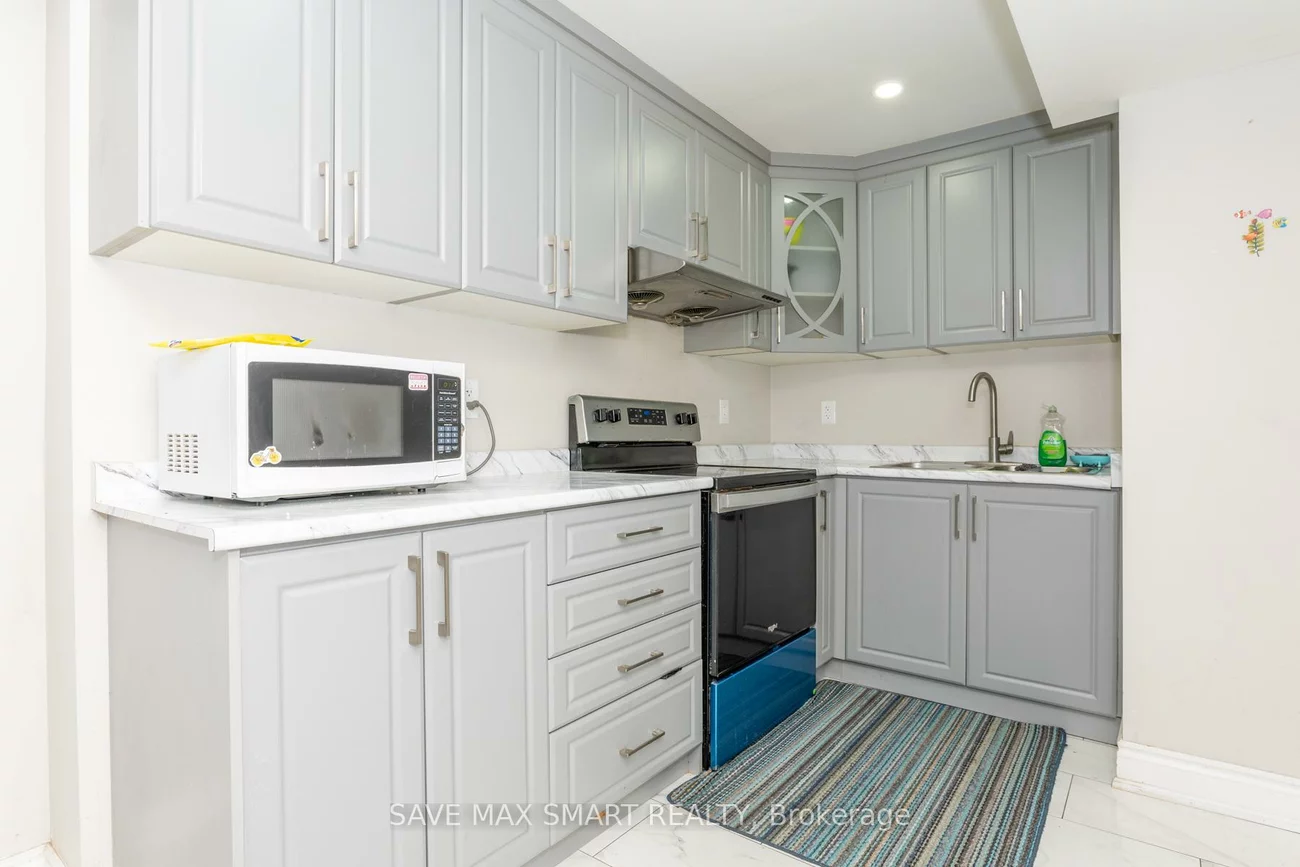 46, Canarvan, Fletcher's Creek South, Brampton