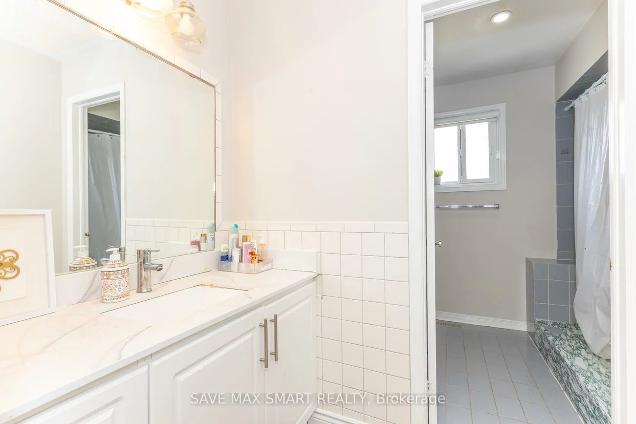 46, Canarvan, Fletcher's Creek South, Brampton