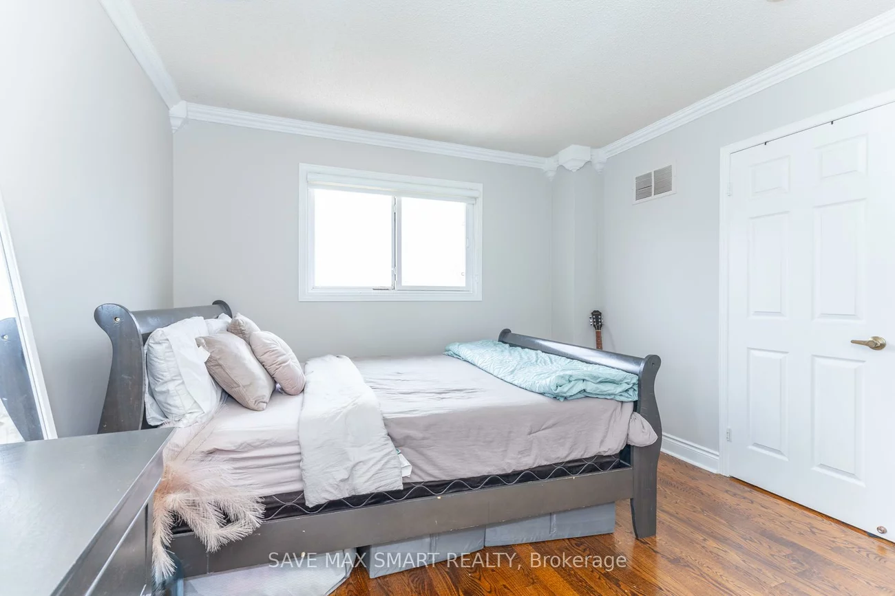 46, Canarvan, Fletcher's Creek South, Brampton