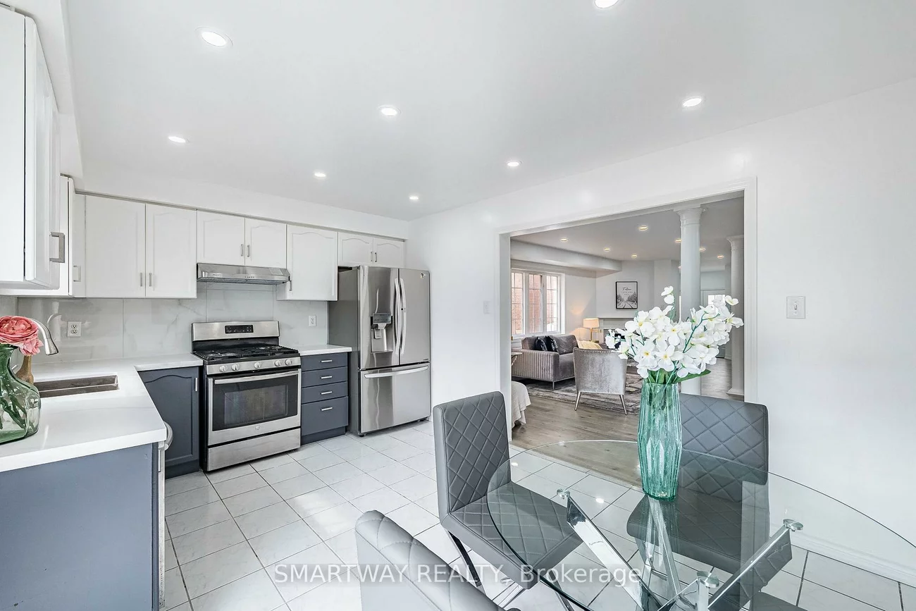 36, Native, Fletcher's Creek Village, Brampton