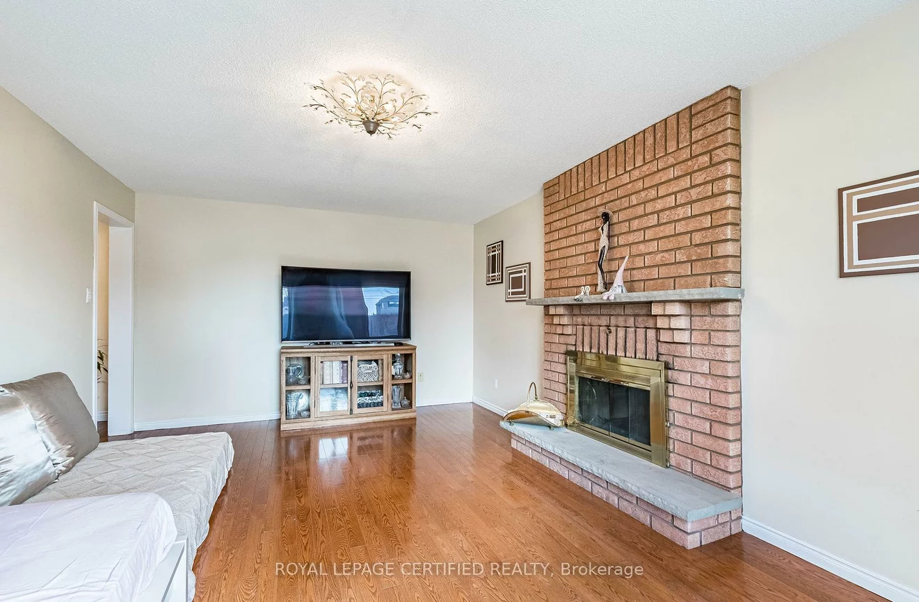 48, Fernbrook, Snelgrove, Brampton