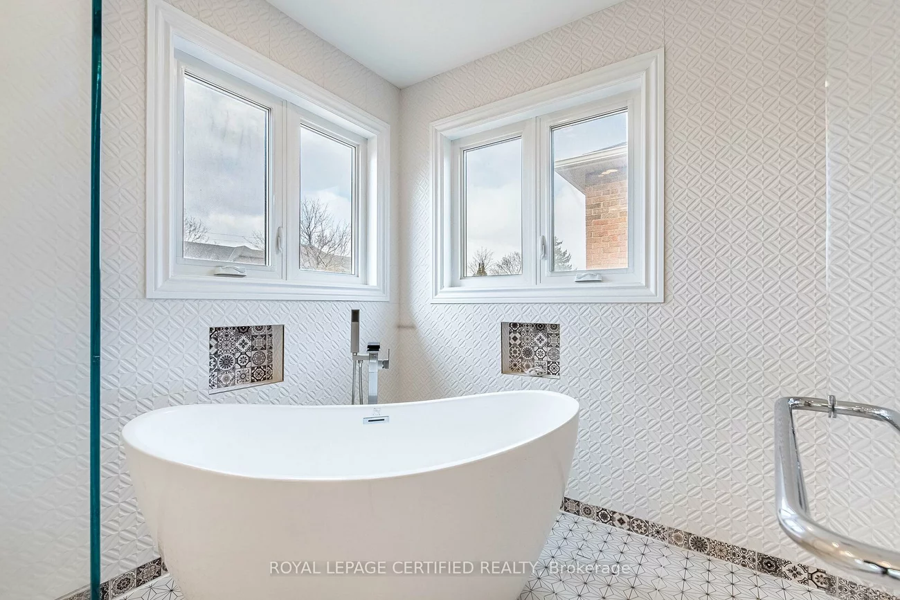 48, Fernbrook, Snelgrove, Brampton