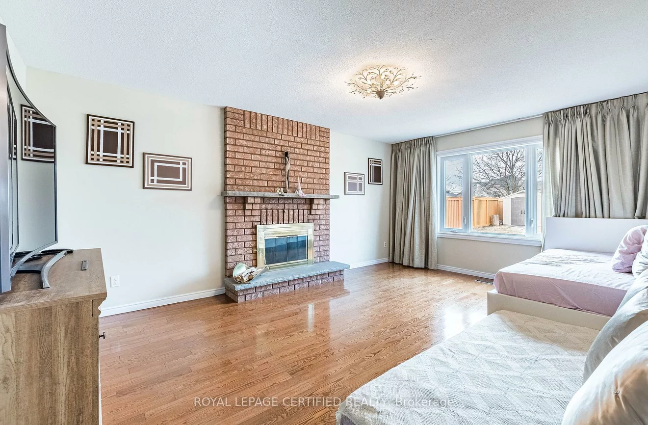 48, Fernbrook, Snelgrove, Brampton