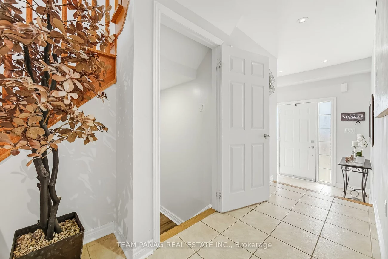 26, Calderstone, Bram East, Brampton