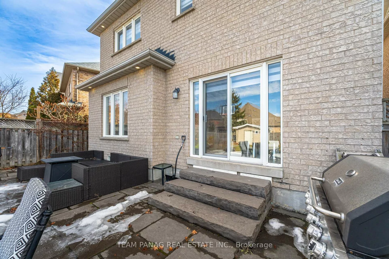 26, Calderstone, Bram East, Brampton