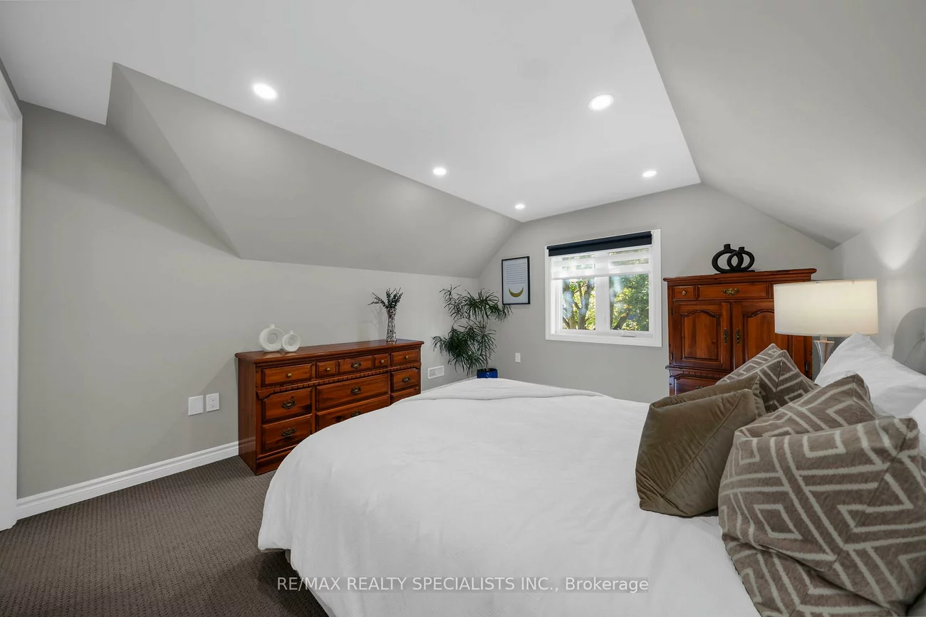 46, Elizabeth, Downtown Brampton, Brampton