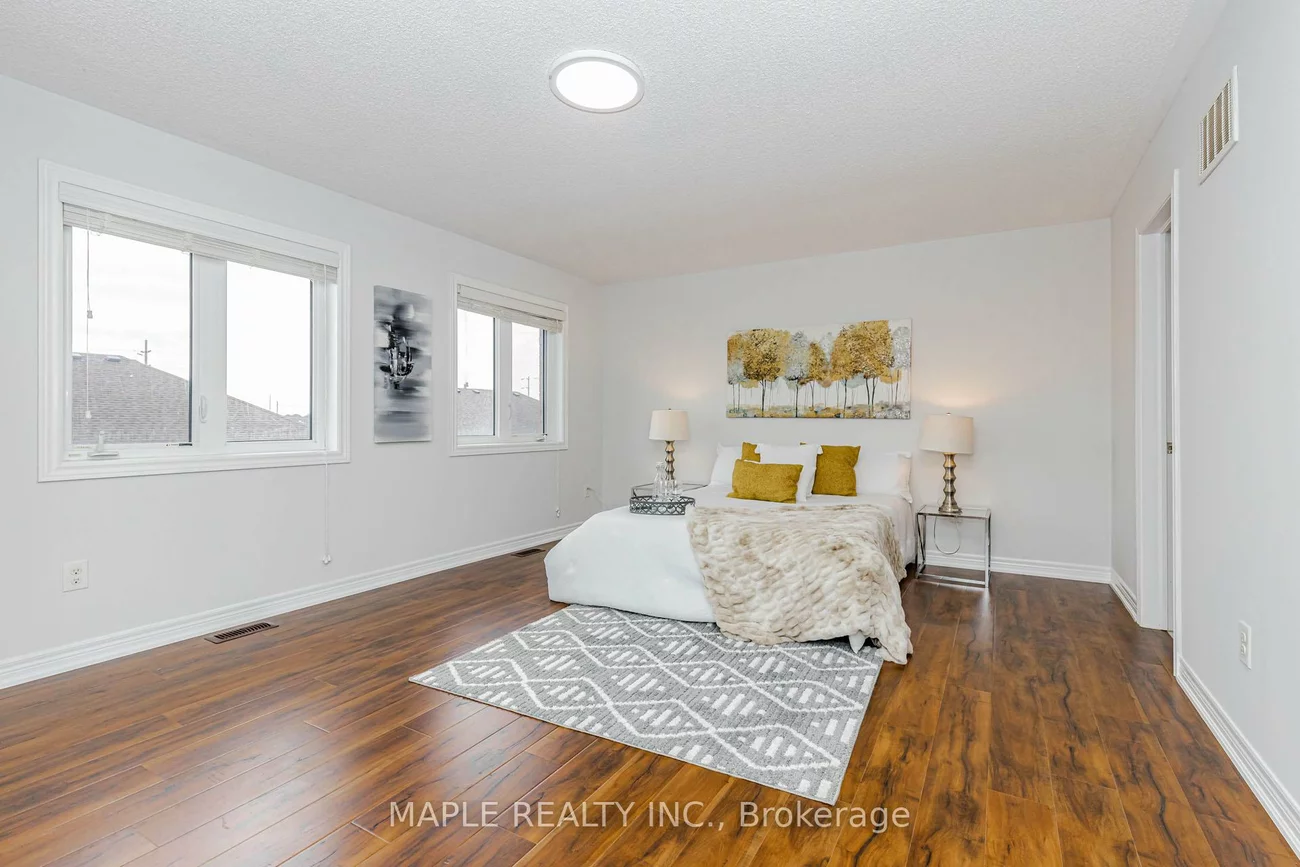 10, Eastlake, Fletcher's Meadow, Brampton