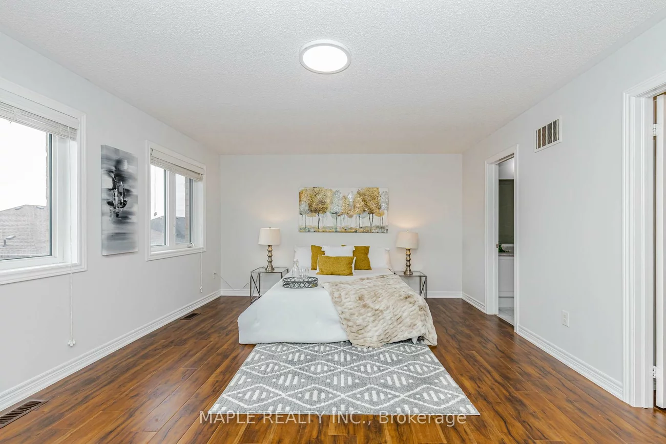 10, Eastlake, Fletcher's Meadow, Brampton