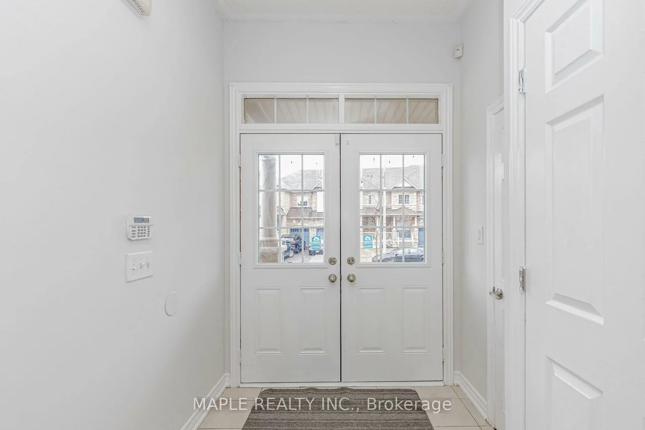 10, Eastlake, Fletcher's Meadow, Brampton