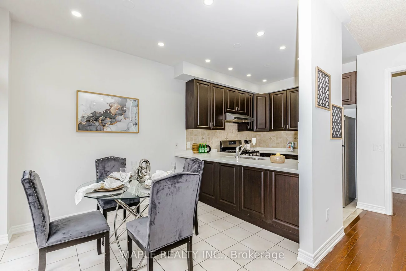 10, Eastlake, Fletcher's Meadow, Brampton