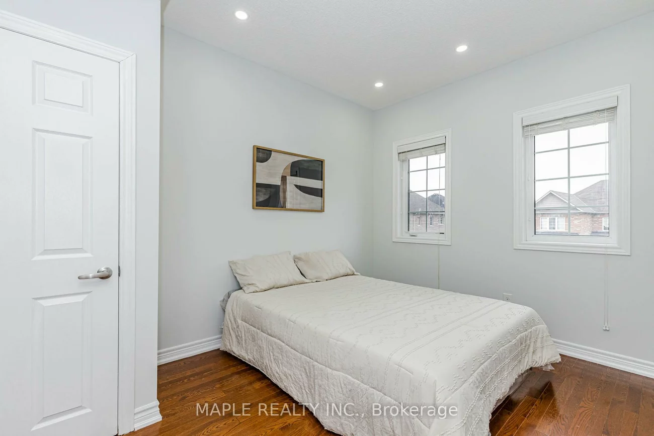 10, Eastlake, Fletcher's Meadow, Brampton