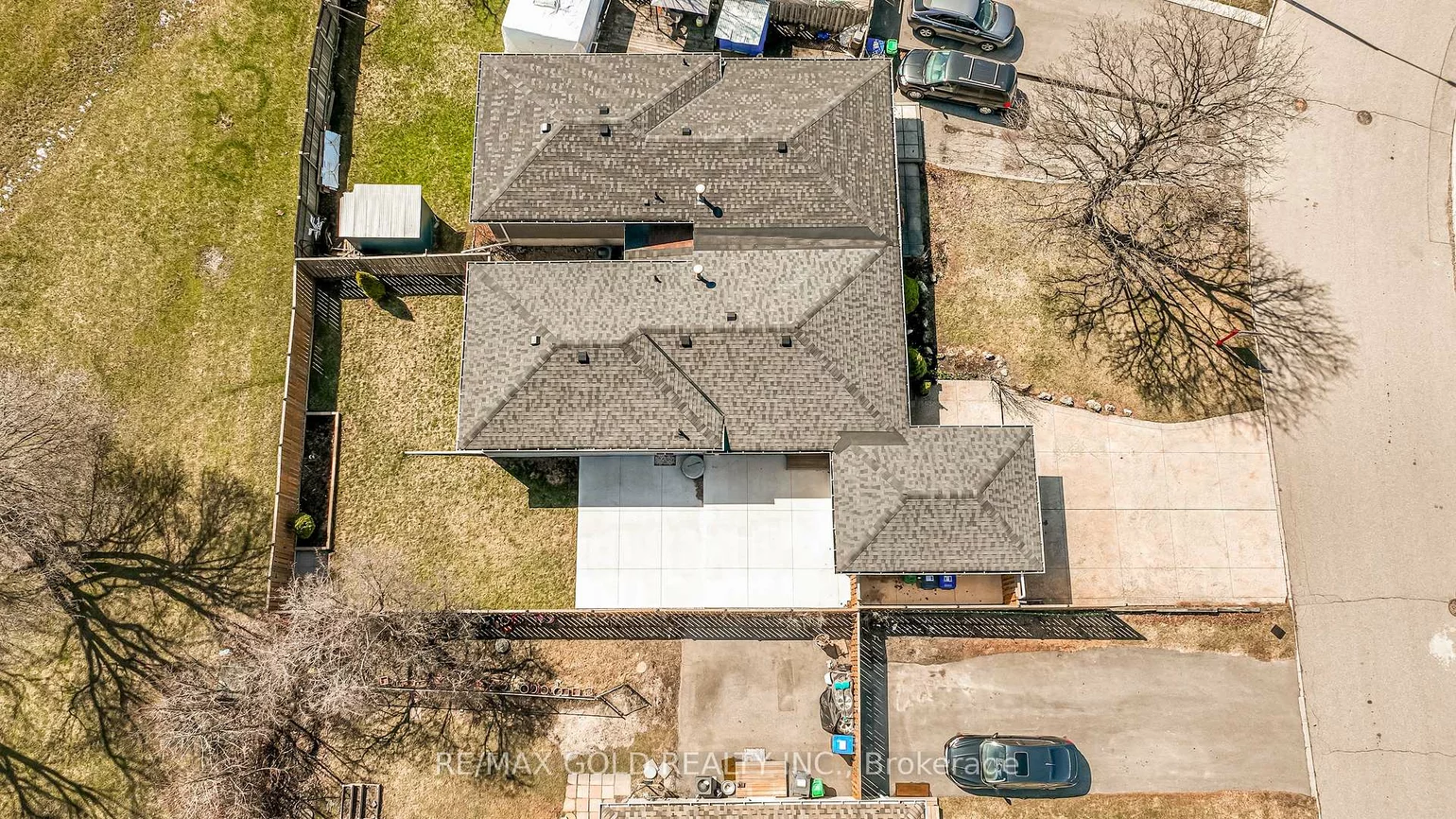 27, Davenport, Southgate, Brampton