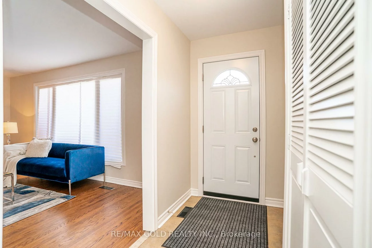 27, Davenport, Southgate, Brampton