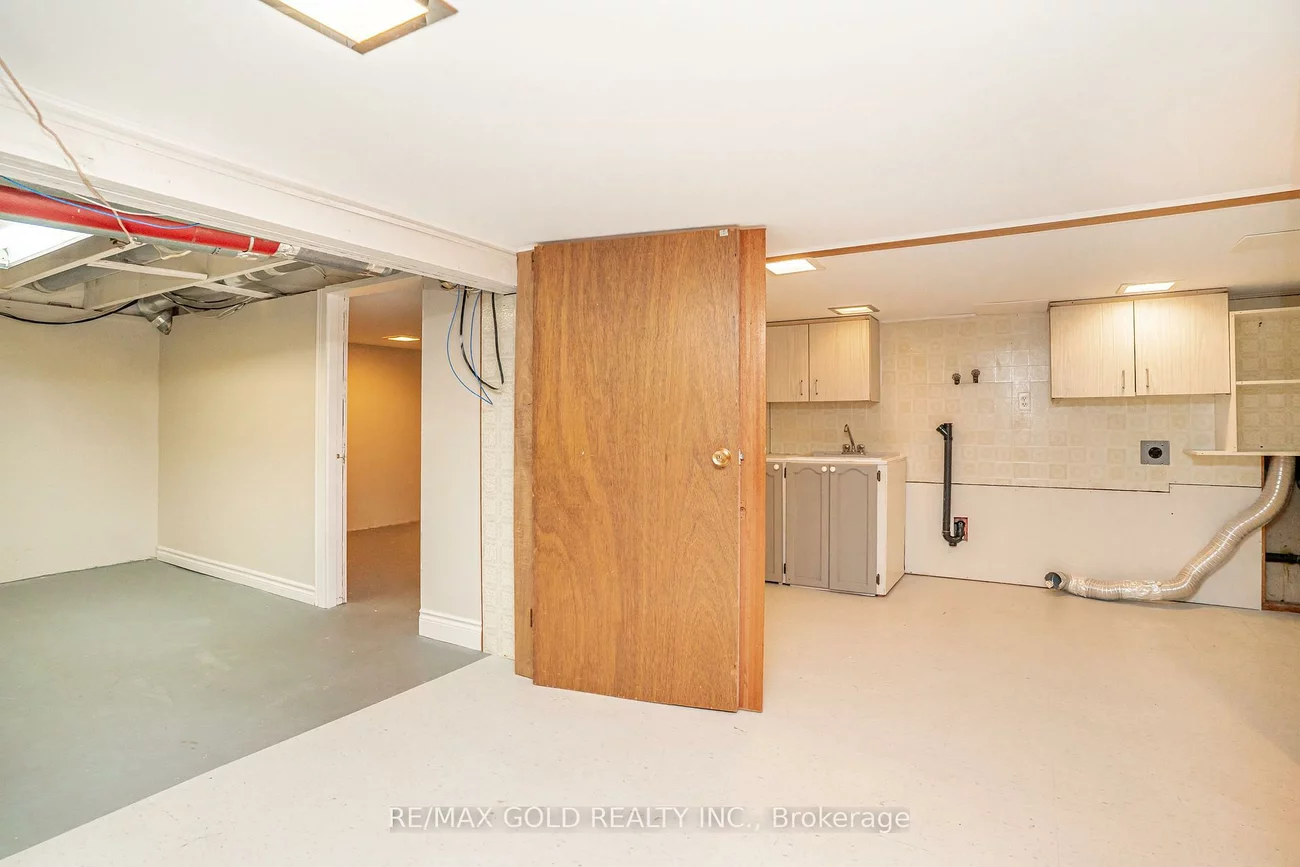 27, Davenport, Southgate, Brampton