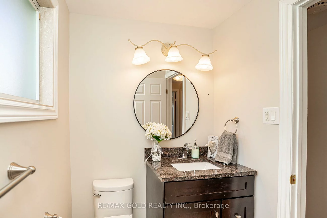 27, Davenport, Southgate, Brampton