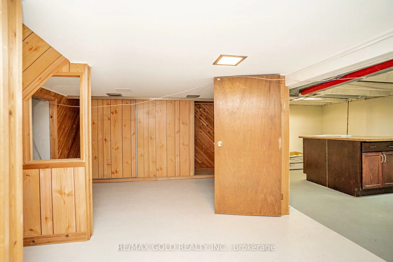 27, Davenport, Southgate, Brampton