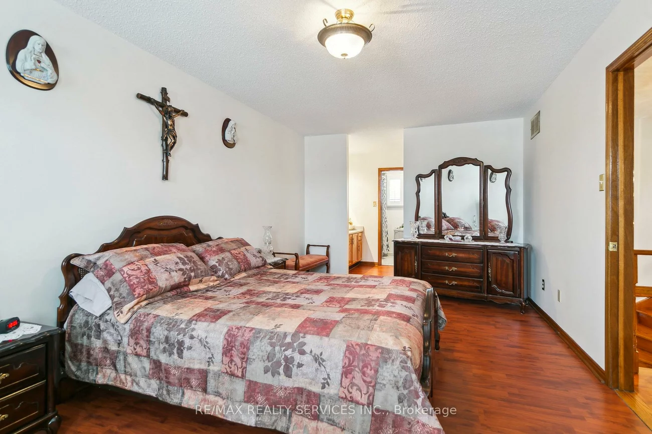 247, Vodden, Brampton West, Brampton