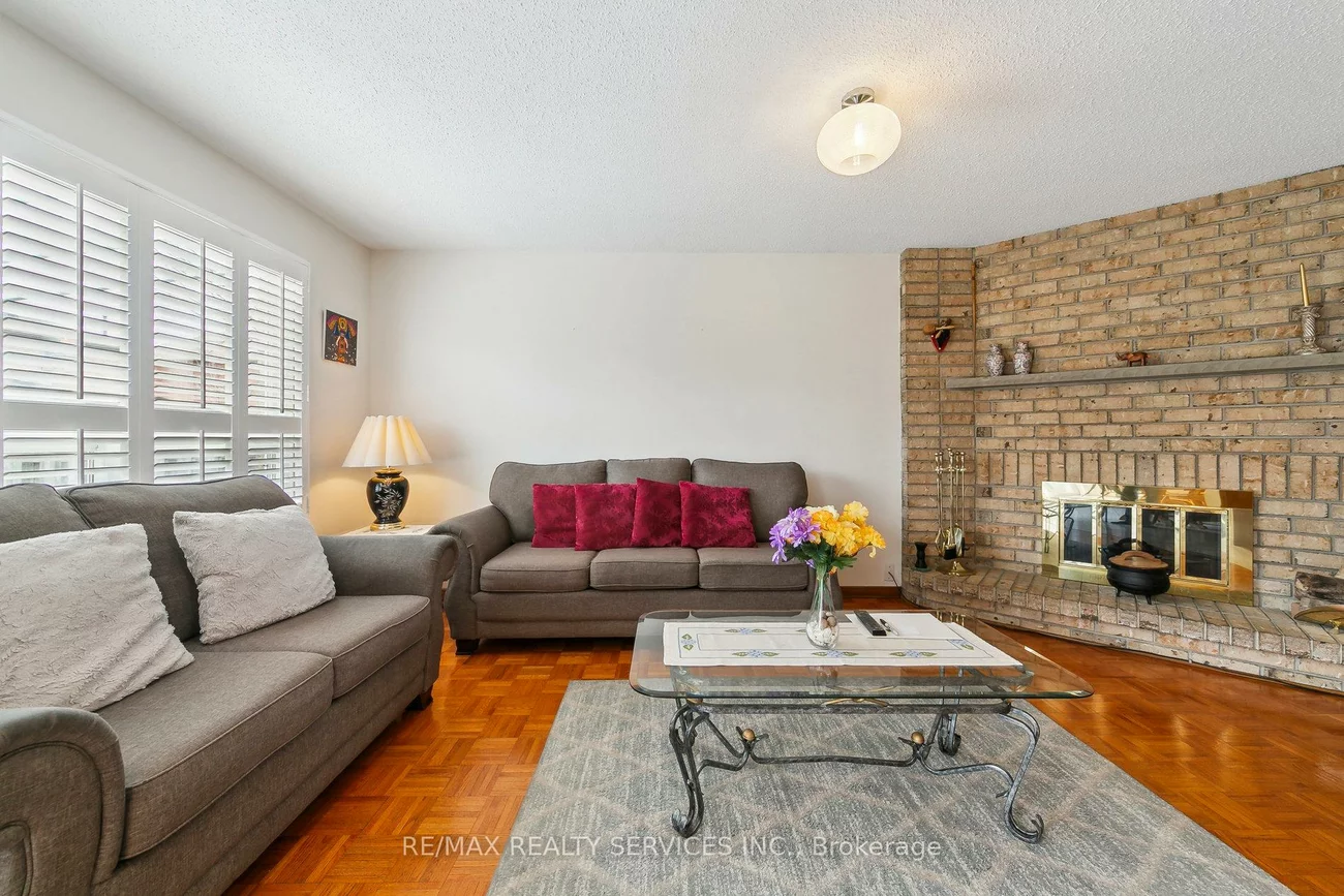 247, Vodden, Brampton West, Brampton