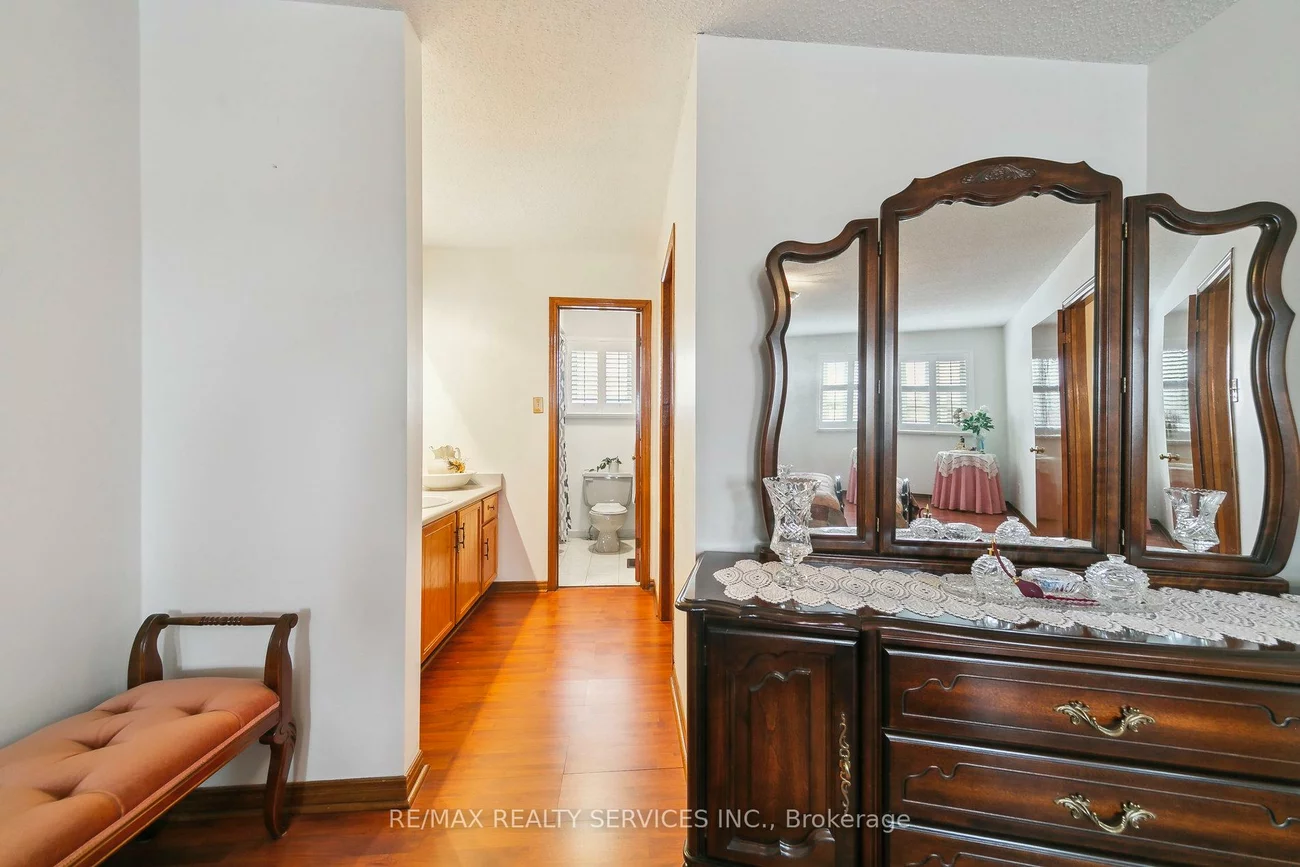 247, Vodden, Brampton West, Brampton