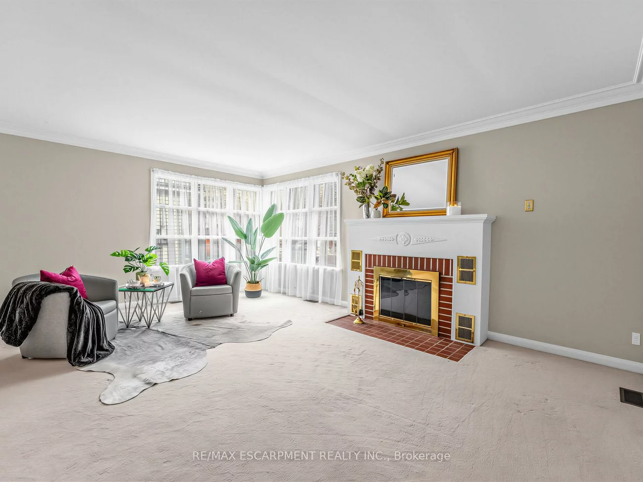 33, Mill, Downtown Brampton, Brampton