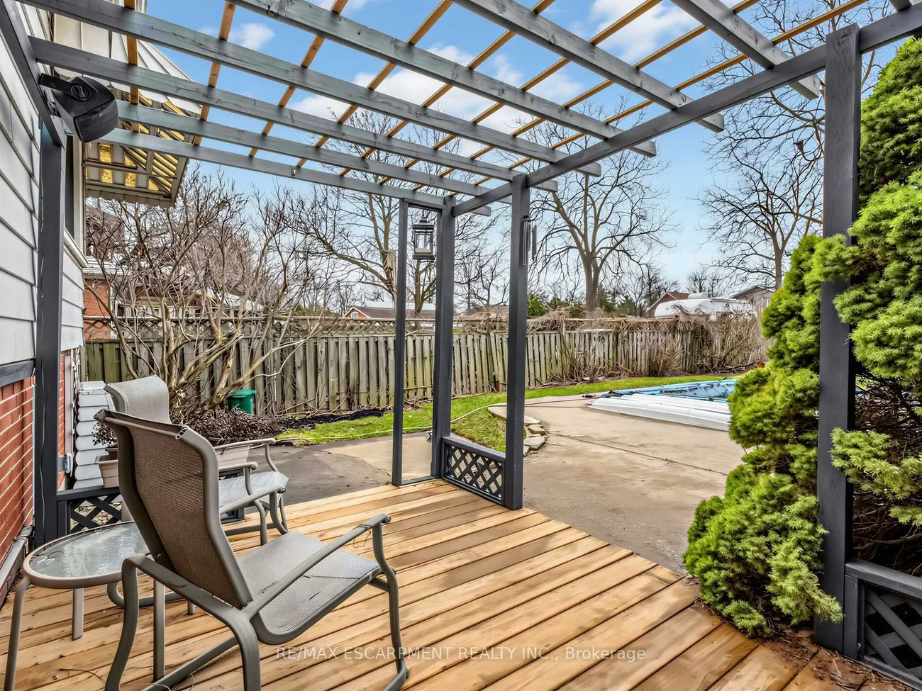 33, Mill, Downtown Brampton, Brampton