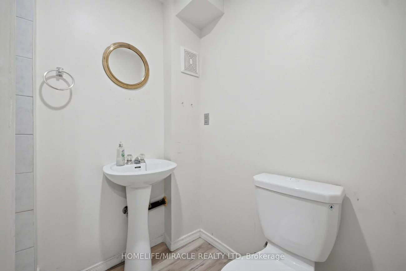 200, Tiller, Fletcher's Creek Village, Brampton