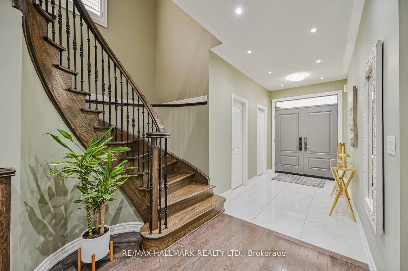 46, Lisson, Credit Valley, Brampton