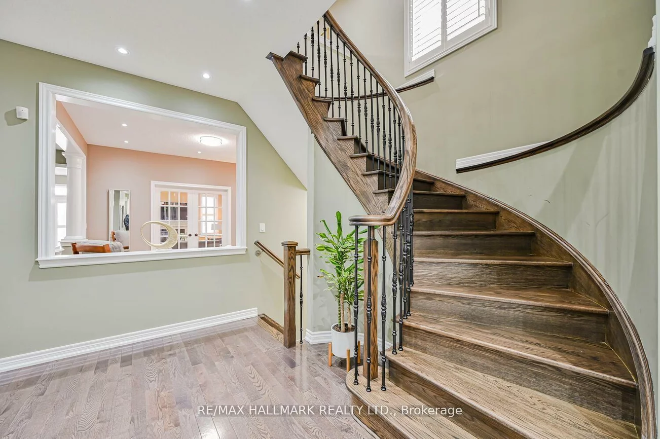 46, Lisson, Credit Valley, Brampton