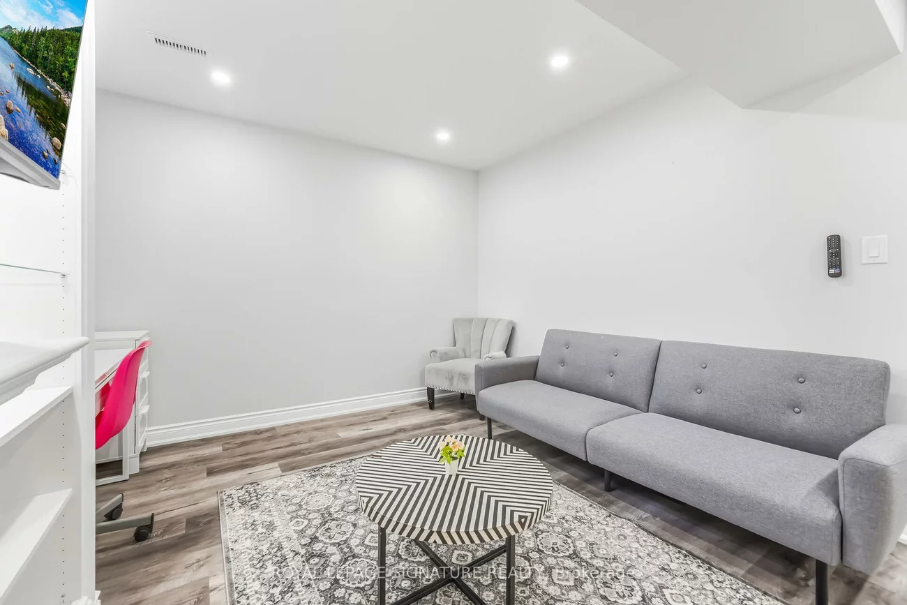 34, Lorraine, Westgate, Brampton