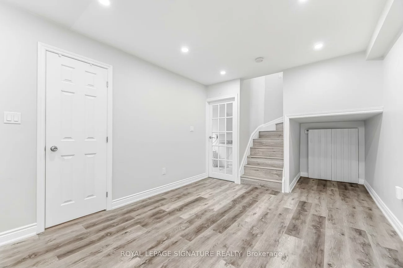 34, Lorraine, Westgate, Brampton