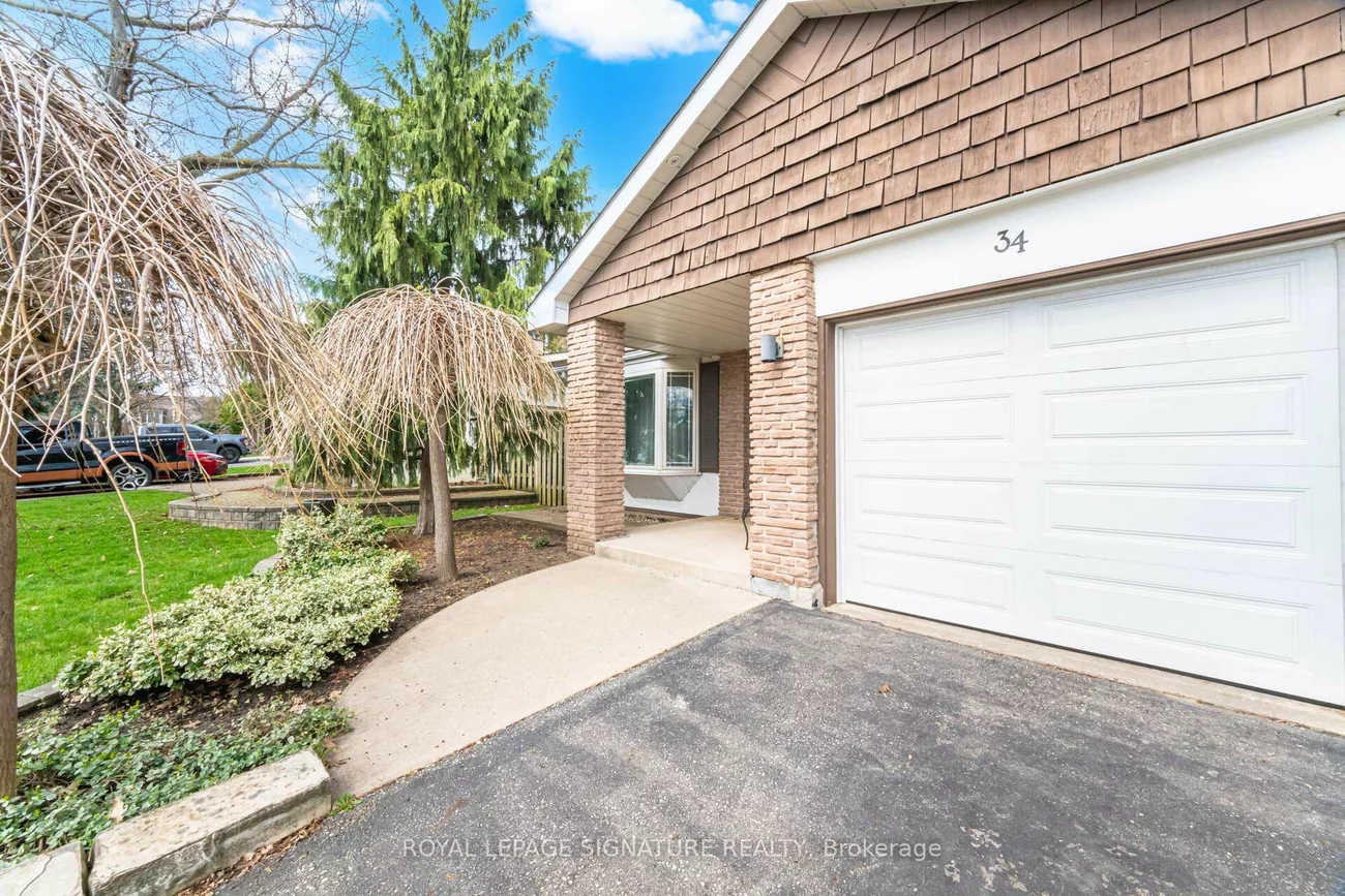 34, Lorraine, Westgate, Brampton