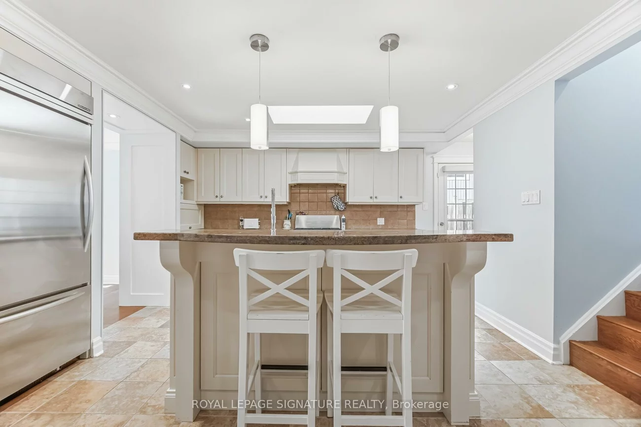 34, Lorraine, Westgate, Brampton