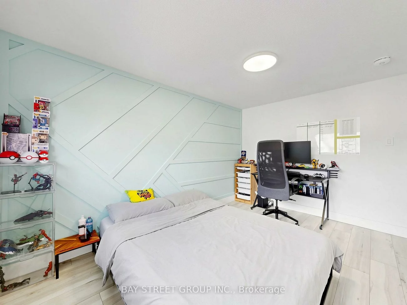 6, Pearson, Fletcher's West, Brampton