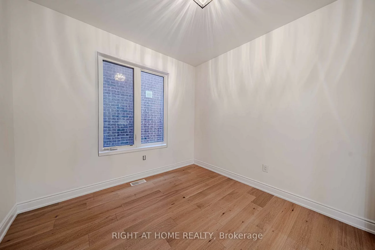 3, Leadenhall, Northwest Brampton, Brampton