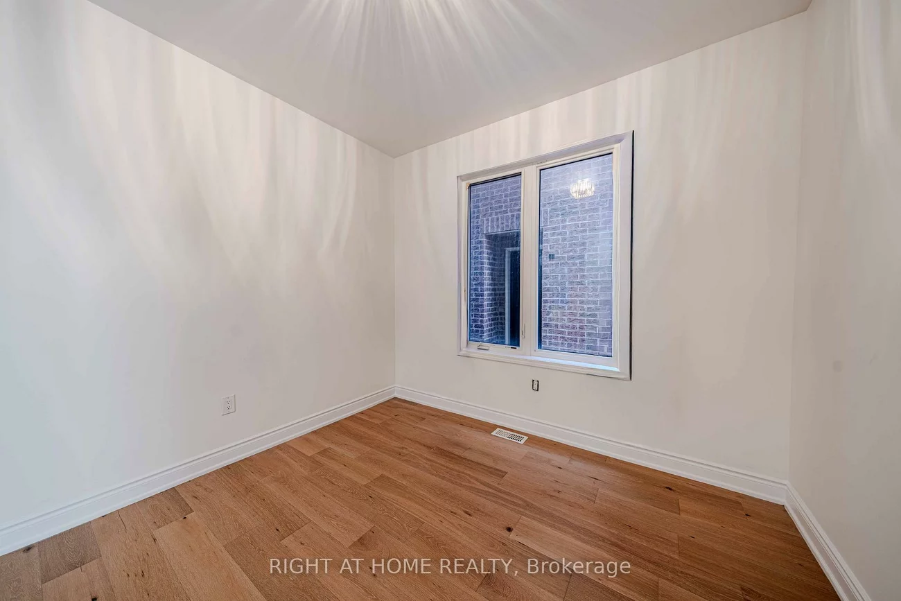 3, Leadenhall, Northwest Brampton, Brampton