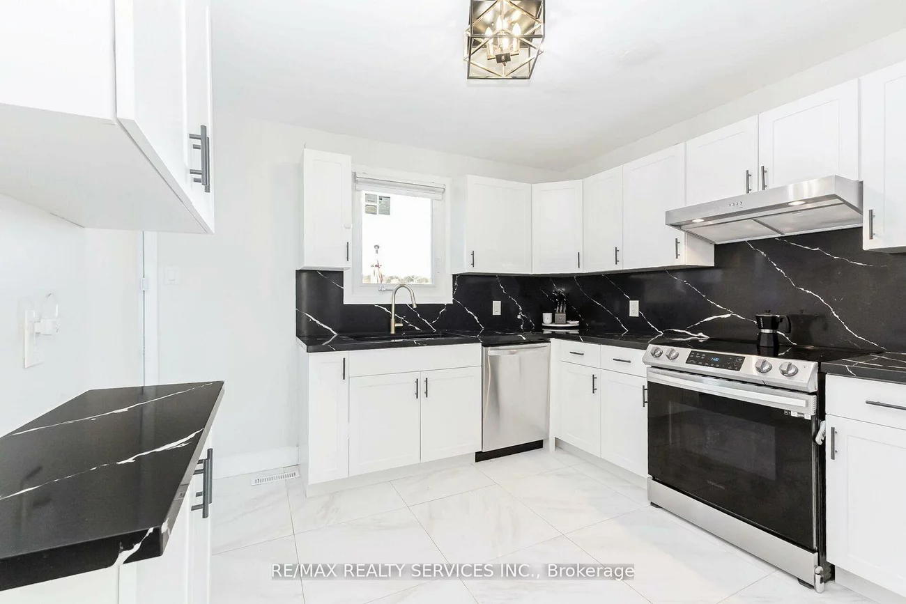 31, Huntingwood, Central Park, Brampton
