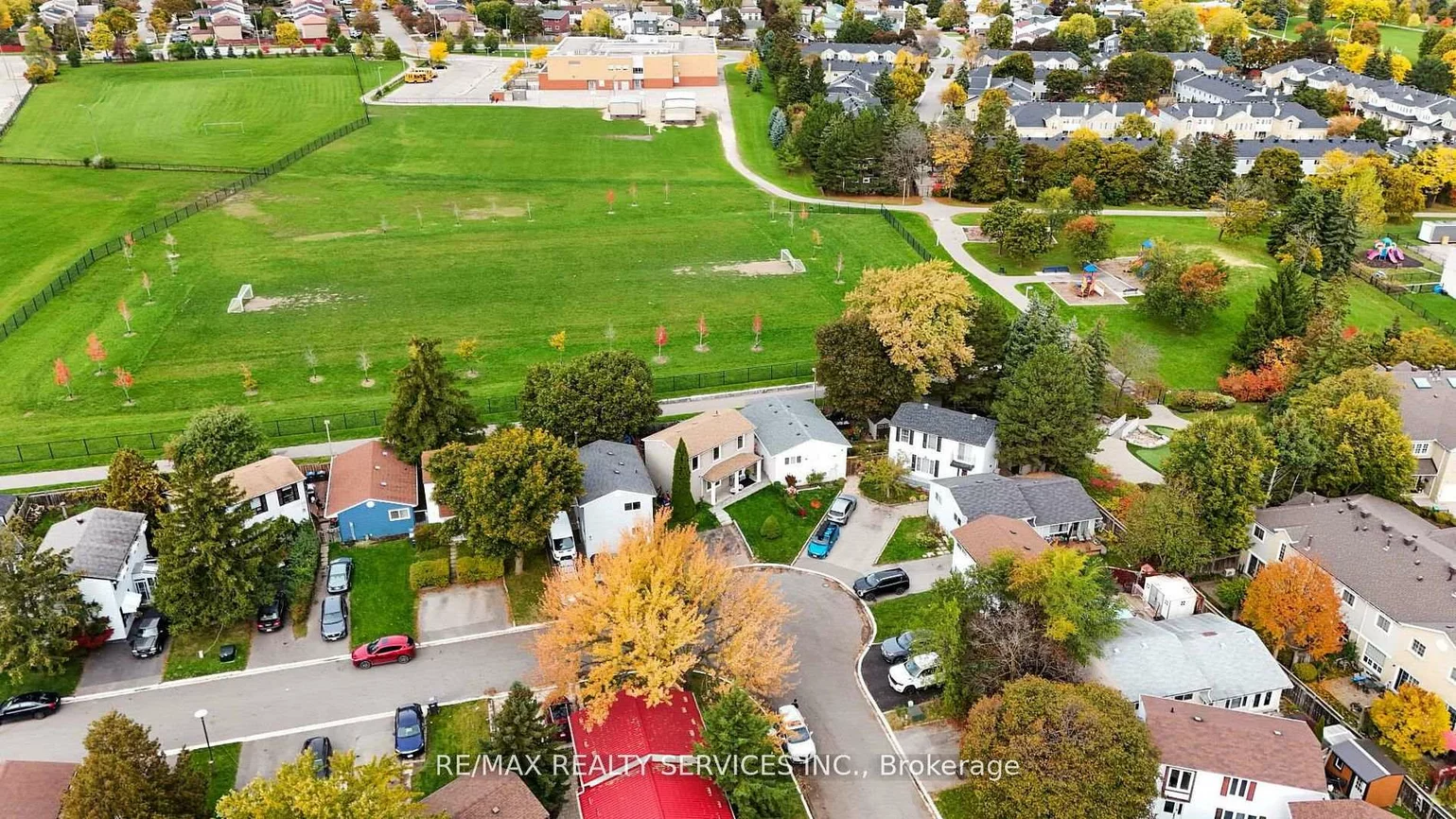 31, Huntingwood, Central Park, Brampton